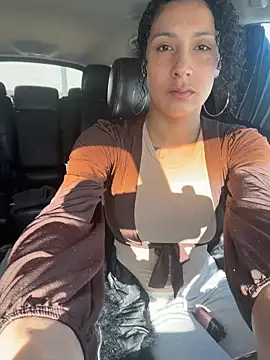 Snapshot of FerrariFrench chatting on 1, 2, 2026 FerrariFrench online show from 1, 2, 2026