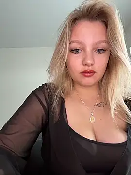bettyloveu online show from 4, 6, 2026