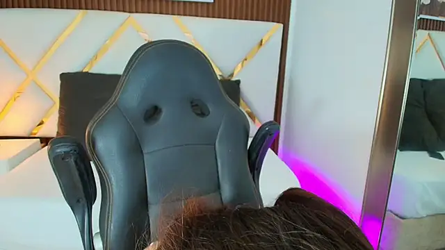 Sluttyysucker  online show from 26, 3, 2026