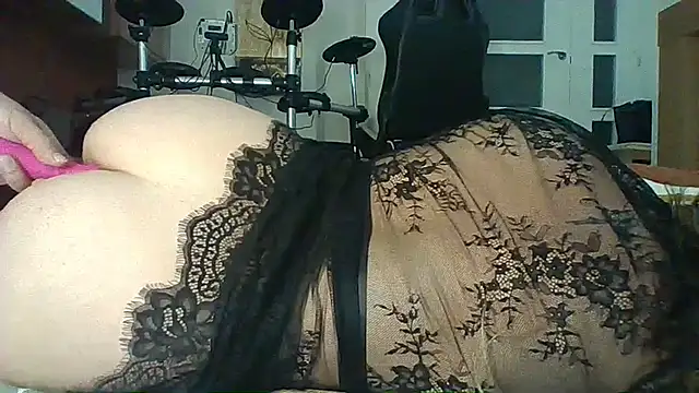 DanteYJuri online show from 4, 4, 2026