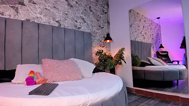 sofi wiliiams2 online show from 26, 4, 2026