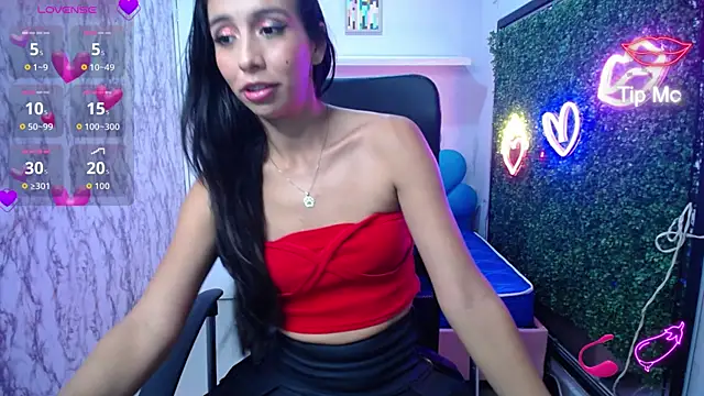 Snapshot of sandra_petite19 chatting on 6, 7, 2026 sandra petite19 online show from 6, 7, 2026