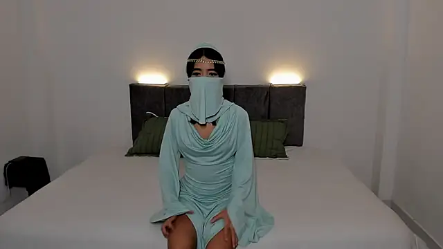 Zahra Bashir online show from 17, 3, 2026