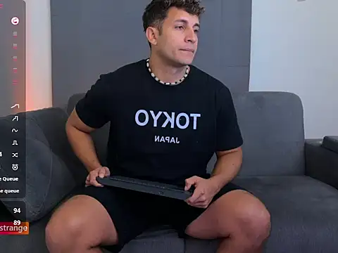 Snapshot of apolo_strange chatting on 30, 3, 2026 apolo strange online show from 30, 3, 2026