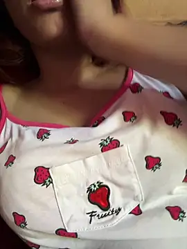 Snowygirl11 online show from 20, 4, 2026