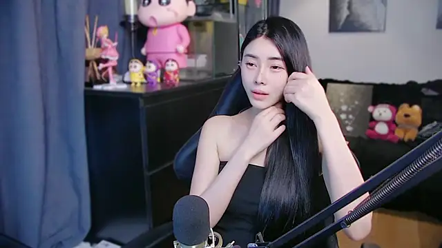 XiaoYuBao- online show from 6, 4, 2026