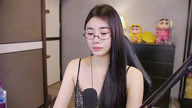 XiaoYuBao- online show from 18, 4, 2026