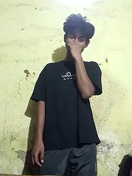 YourTeenBoy21 online show from 20, 3, 2026