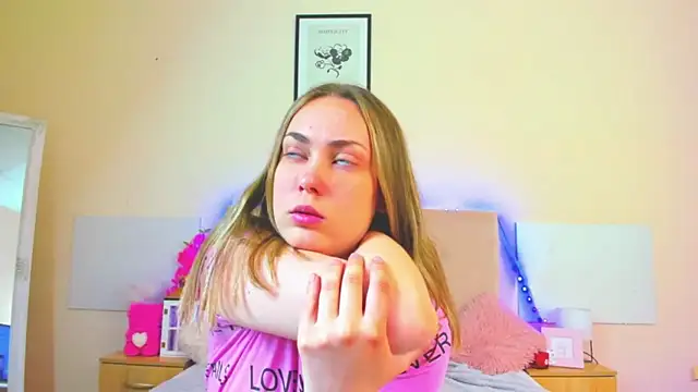 MelanieCuty online show from 13, 5, 2026
