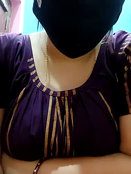 tulidas96778 online show from 13, 4, 2026