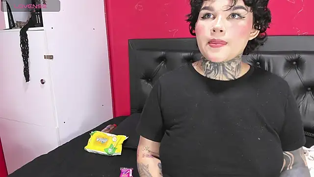 Abbyhilton  online show from 3, 5, 2026