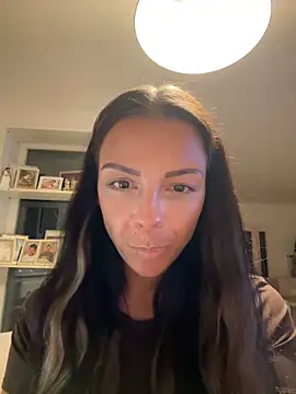 Snapshot of SweetLillySugar chatting on 13, 3, 2026 SweetLillySugar online show from 13, 3, 2026