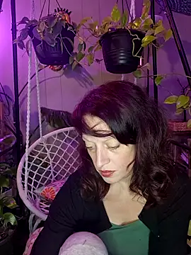 PurpleBunnyxo online show from 10, 5, 2026