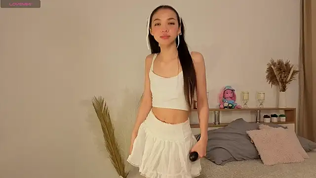Milisaaaaa online show from 10, 5, 2026