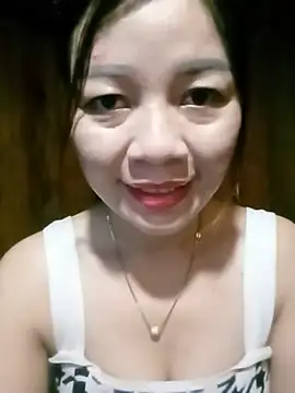 Snapshot of Yiyi102300 chatting on 14, 6, 2026 Yiyi102300 online show from 14, 6, 2026