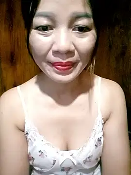 Snapshot of Yiyi102300 chatting on 29, 5, 2026 Yiyi102300 online show from 29, 5, 2026