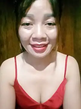 Snapshot of Yiyi102300 chatting on 3, 6, 2026 Yiyi102300 online show from 3, 6, 2026