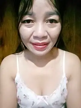 Snapshot of Yiyi102300 chatting on 30, 5, 2026 Yiyi102300 online show from 30, 5, 2026