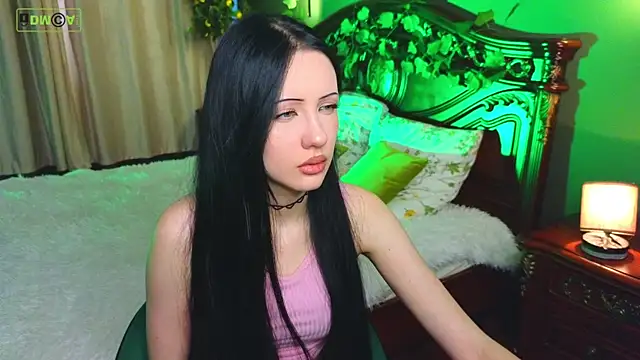 Tori Blaze online show from 14, 4, 2026