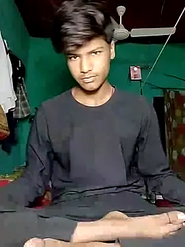 Snapshot of pandey_ji_ka_beta_hu chatting on 4, 4, 2026 pandey ji ka beta hu online show from 4, 4, 2026