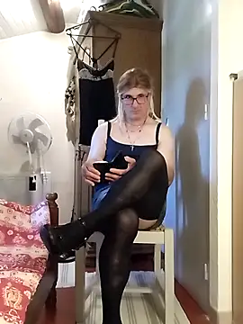 stephie83 online show from 17, 5, 2026