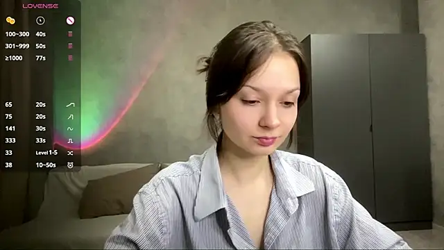 Rose Nora online show from 4, 4, 2026