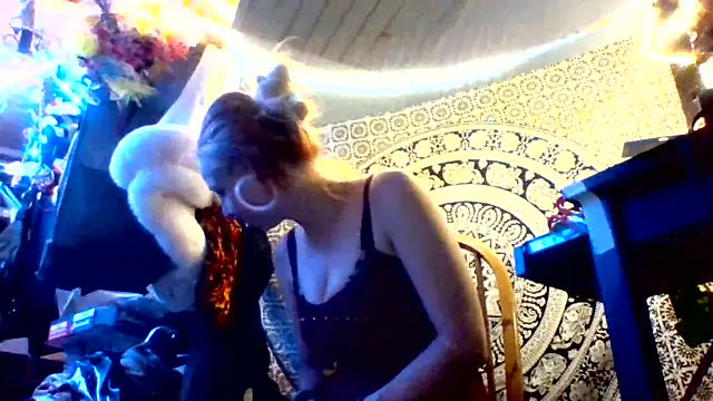 Snapshot of Ambionce chatting on 20, 5, 2026 Ambionce online show from 20, 5, 2026
