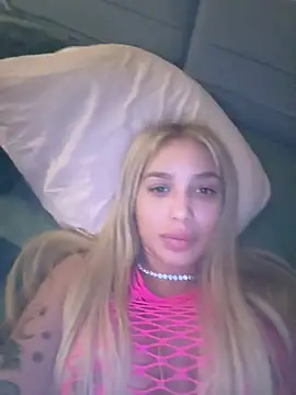 Brazilianblond online show from 13, 3, 2026