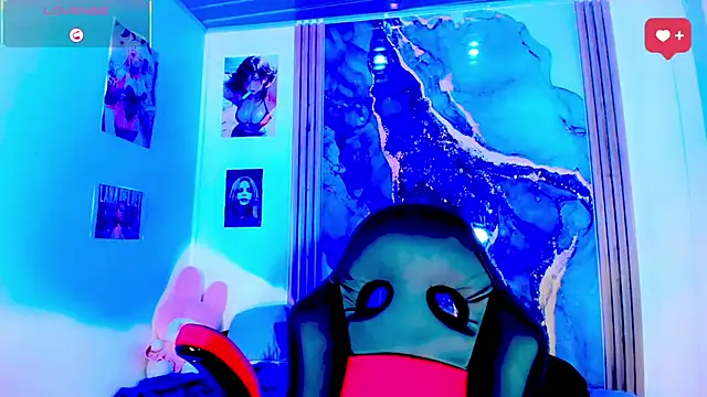 blonde queen- online show from 29, 4, 2026