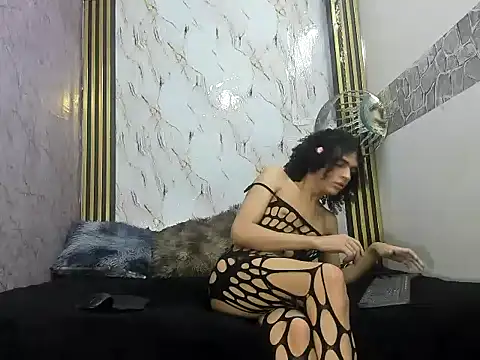 Snapshot of isa_x18 chatting on 14, 7, 2026 isa x18 online show from 14, 7, 2026