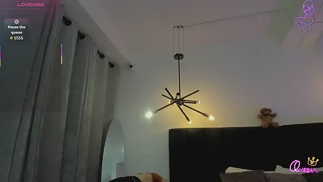 Snapshot of kirasweet7 chatting on 5, 8, 2026 kirasweet7 online show from 5, 8, 2026