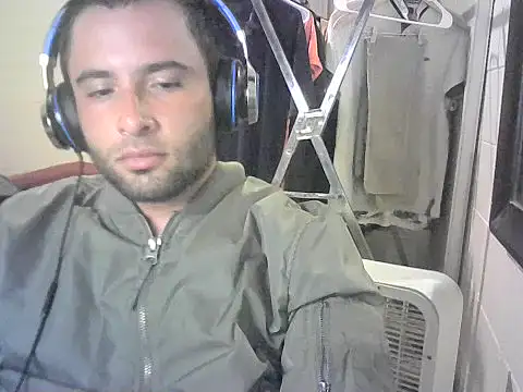 Snapshot of Relk130p chatting on 8, 7, 2026 Relk130p online show from 8, 7, 2026