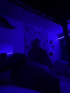 AligningWalking online show from 5, 4, 2026