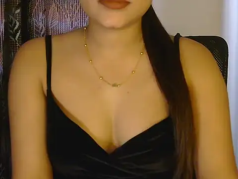 Tanisha cute online show from 22, 4, 2026