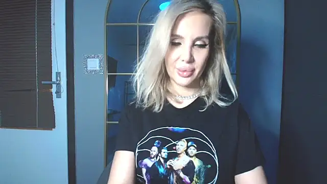 SexyQueenNina online show from 3, 3, 2026