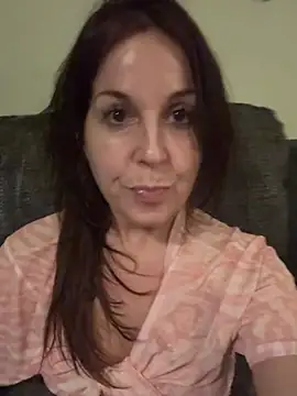 petitehotwife4u online show from 12, 4, 2026