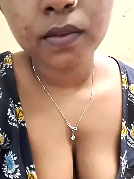 hotmiki online show from 10, 7, 2026
