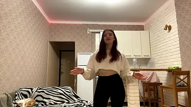 Snapshot of KassieLonzo chatting on 26, 3, 2026 KassieLonzo online show from 26, 3, 2026