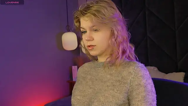 ElizabethVane online show from 22, 4, 2026