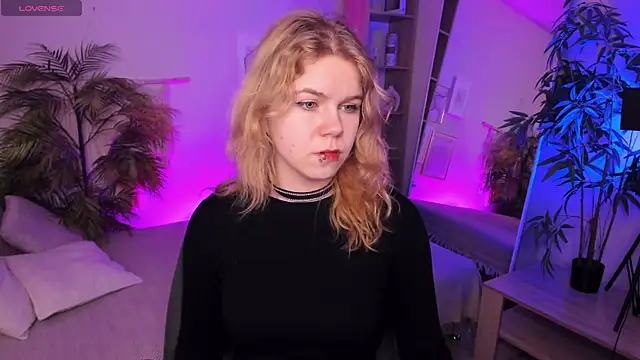 ElizabethVane online show from 17, 5, 2026