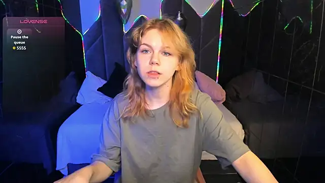 ElizabethVane online show from 14, 4, 2026