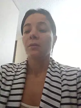 miaeyex online show from 9, 6, 2026