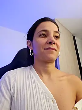 miaeyex online show from 17, 4, 2026