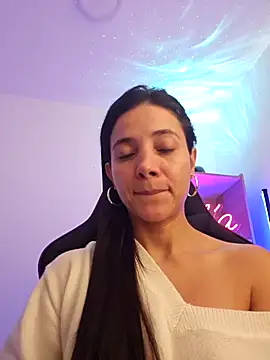 miaeyex online show from 11, 5, 2026