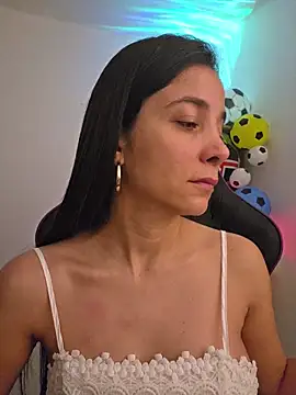 miaeyex online show from 25, 6, 2026