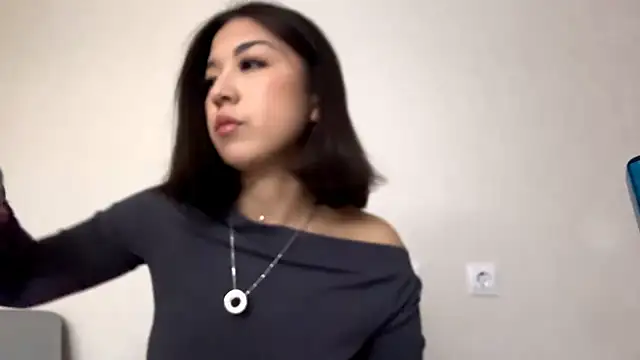 Snapshot of ValentCore chatting on 14, 3, 2026 ValentCore online show from 14, 3, 2026