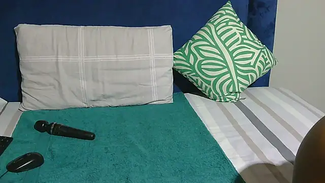 Melitaxx online show from 10, 7, 2026