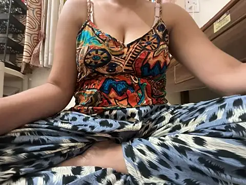 Snapshot of Noor_Sexy02 chatting on 8, 6, 2026 Noor Sexy02 online show from 8, 6, 2026