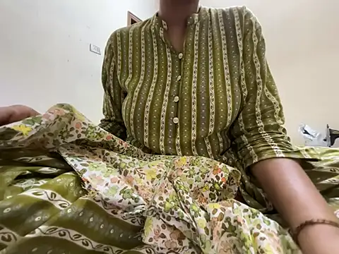 Snapshot of Noor_Sexy02 chatting on 29, 5, 2026 Noor Sexy02 online show from 29, 5, 2026