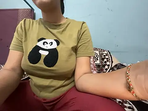 Noor Sexy02 online show from 15, 5, 2026